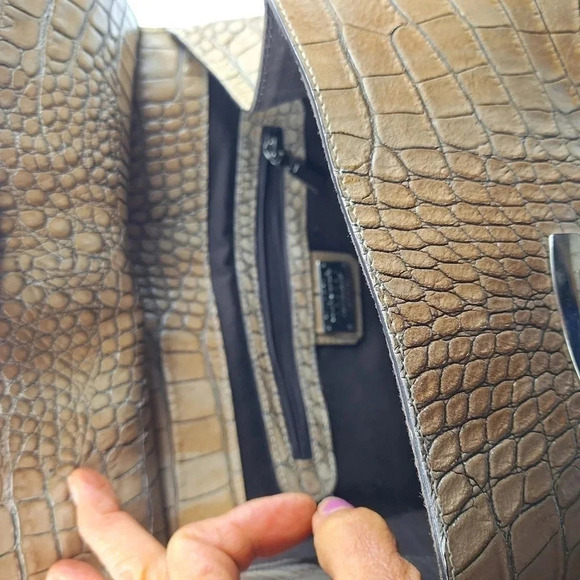 Claudia Firenze Croc Embossed Leather Cream Colored Satchel/ Bag - Picture 10 of 16